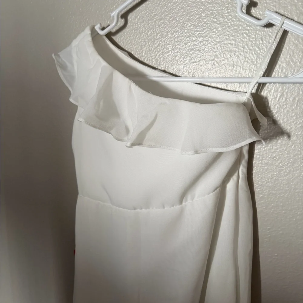 JJ’s House Junior size 8 One Shoulder Ruffled Wedding/ Special occasion dress - Picture 5 of 6